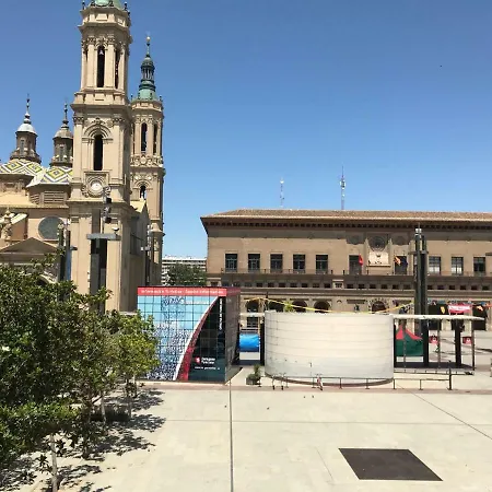 Lägenhet Az El Balcon A La Basilica Zaragoza